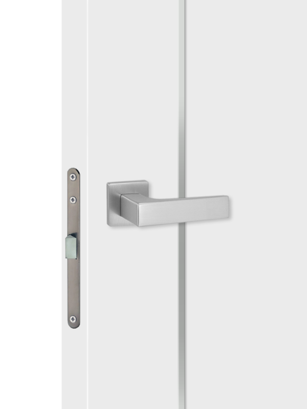 Белый, 800х2000, LR, б/врезки замка и петель, молдинг цвет алюм.