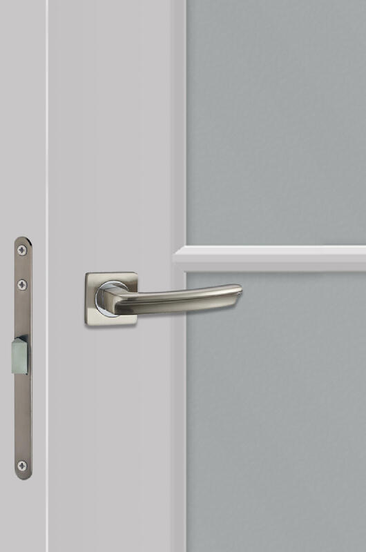 Светло-серый, 700х2000, R, врезка п/з. 1895Р, без врезки п/петли, стекло Мателюкс, б/отв. п/фурнитуру