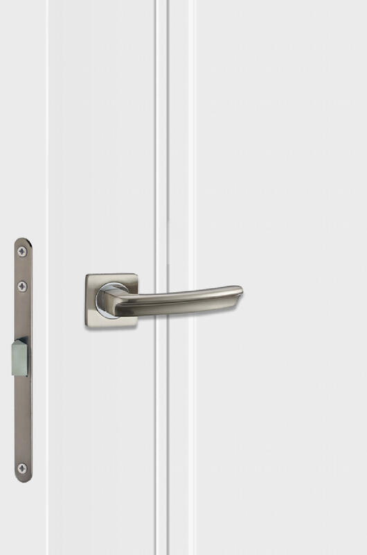 Белый, 600х2000, LR, б/врезки замка и петель