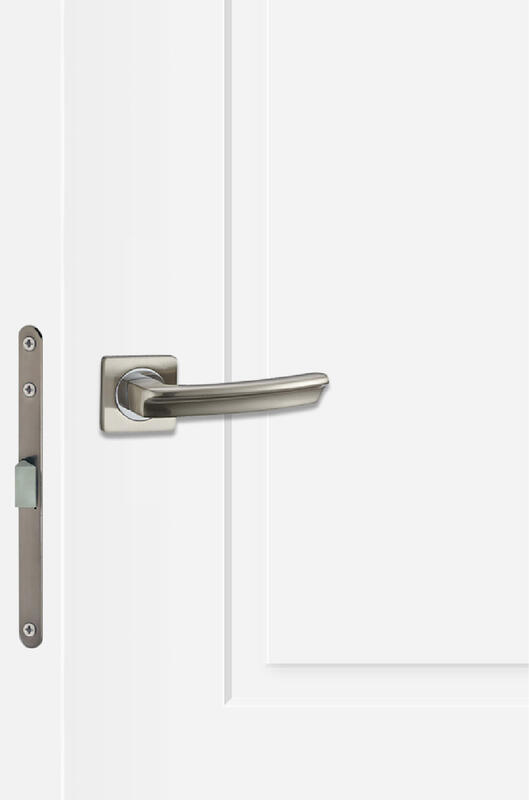 Белый, 900х2000, LR, врезка п/з. 1895, без врезки п/петли, б/отв. п/фурнитуру