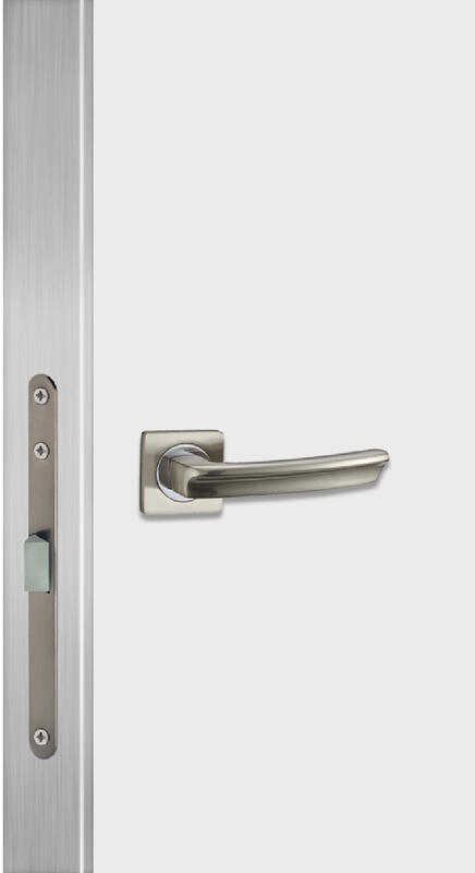 700х2000, LR, з. M1895 SN, врезка п/скр. п. Kubica K1019 2шт, алюм. кромка с 2х ст.