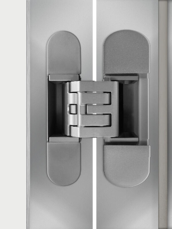 700х2000, R, з. M1895 SN, врезка п/скр. п. Kubica K1019 2шт, алюм. кромка с 3х ст.