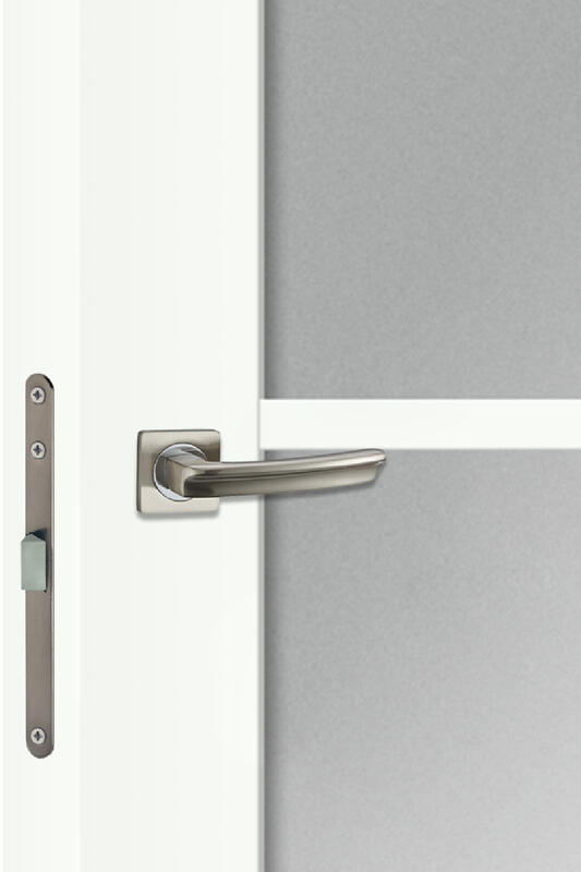 Белый Опал, 600х2000, LR, б/врезки замка и петель, стекло Мателюкс