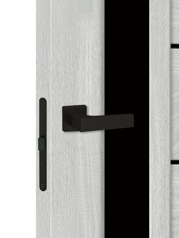 Орех американский светлый, 600х2000, LR, б/врезки замка и петель, стекло Лакобель черное